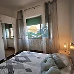 Etruscan Blue House Apartman *